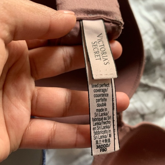 Victoria Secret Bras - Picture 5 of 5